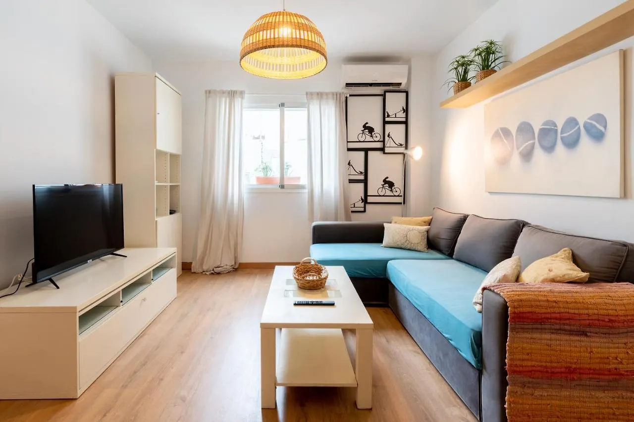 CR ALAMEDA Amplio y Traquilo apartameto para parejas Sevilla