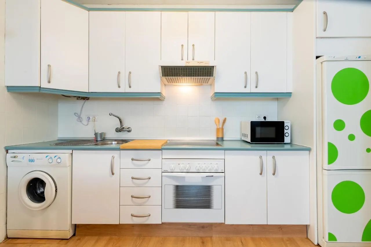 Apartamento CR ALAMEDA Amplio y Traquilo apartameto para parejas Sevilla